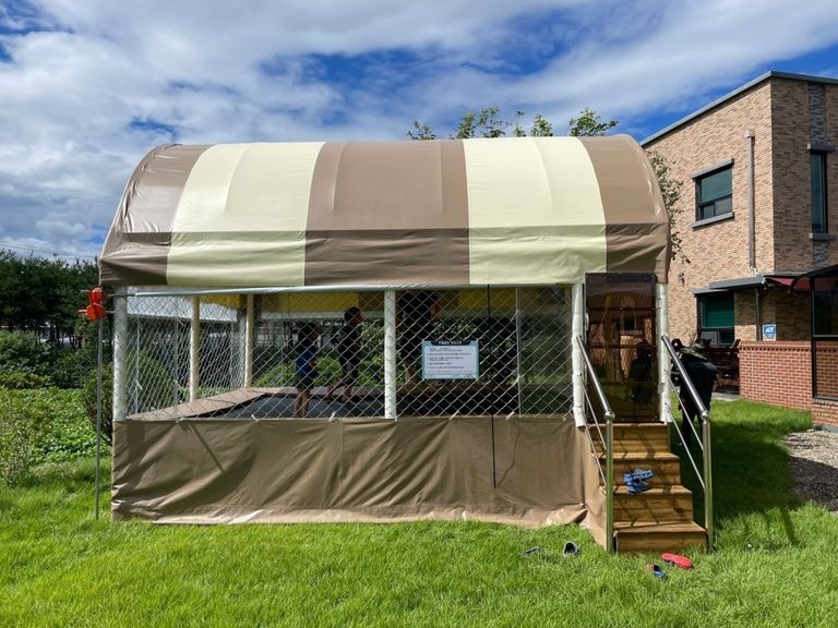 신북교회에 트램펄린 설치완료했습니다.