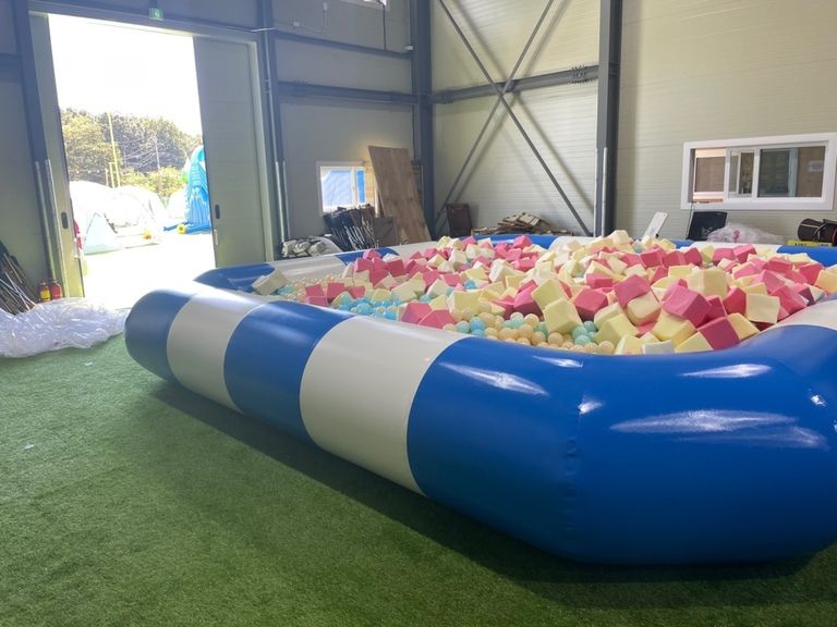 파주탄현체육공원에 볼풀공납품하였습니다.