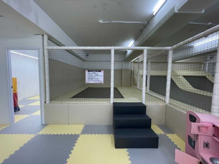 부평 하이팡팡에 쿠션작업하였습니다.