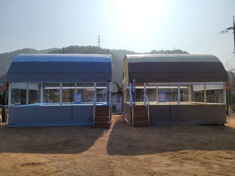 가평 그린푸드에 트램펄린 두대설치하였습니다.