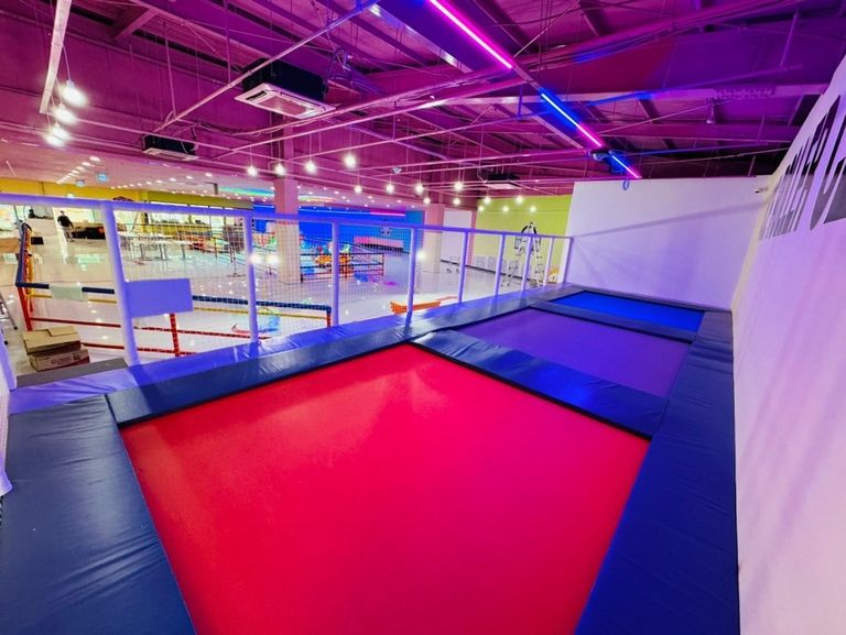 논산 키즈카페 트램펄린 시공하였습니다