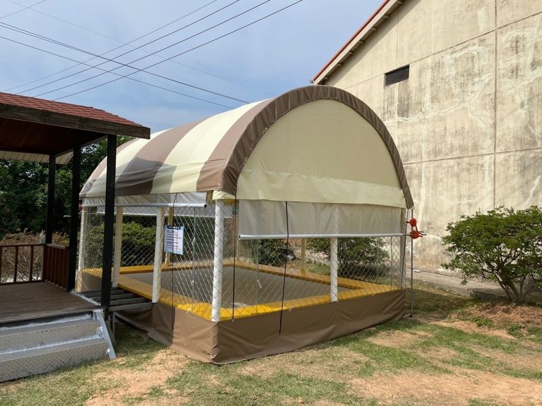 함평 청산교회에 반매립 트램펄린 설치하였습니다.