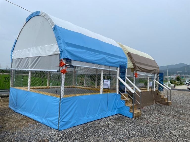 아산에 4-4 트램펄린 두대 설치완료하였습니다.