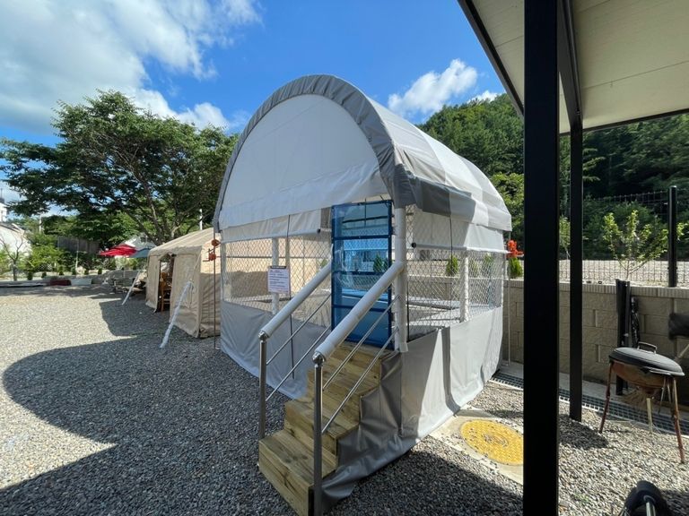 가평에 4-3 트램펄린 설치완료하였습니다.