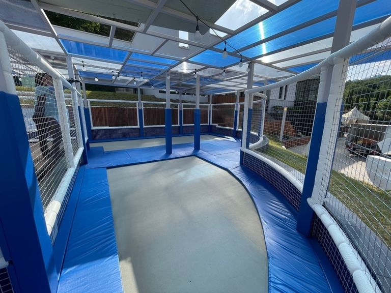 문경 지가리조트에 매립형트램펄린 설치하였습니다.