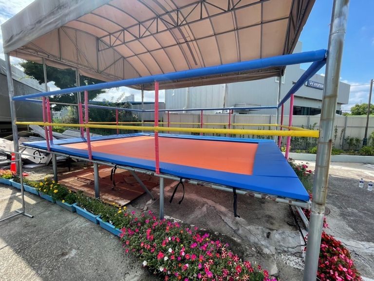 천안에 바닥매트 부분시공하였습니다