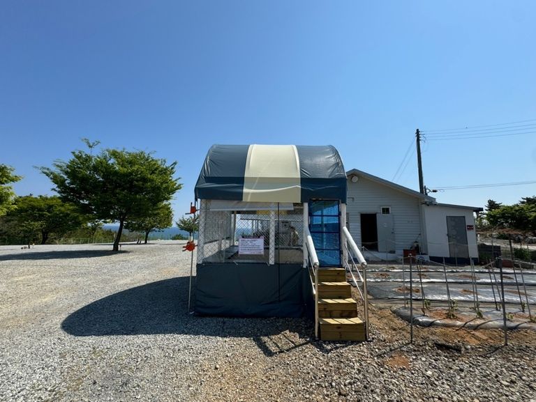 동해 아름다운캠프에 4-3 트램펄린 설치하였습니다.