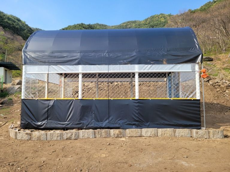 하동에 4-6사이즈 트램펄린 설치하였습니다.