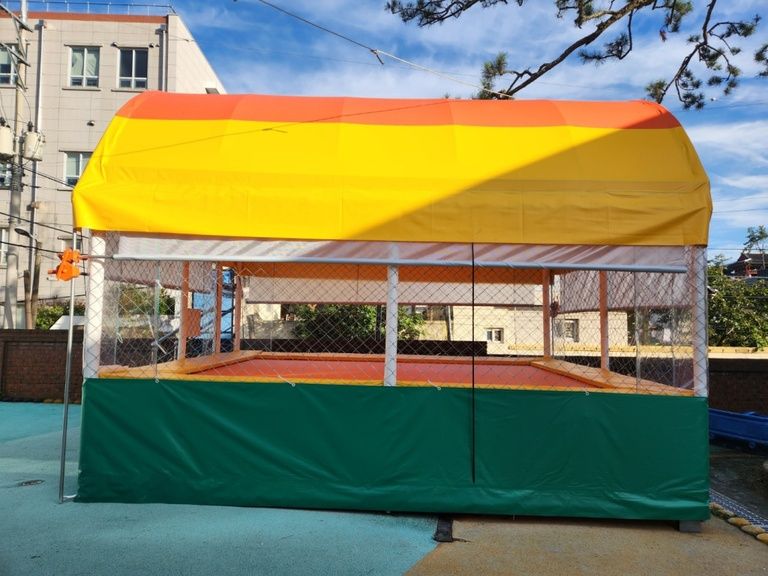 보성남초등학교에 트램펄린 설치 하였습니다