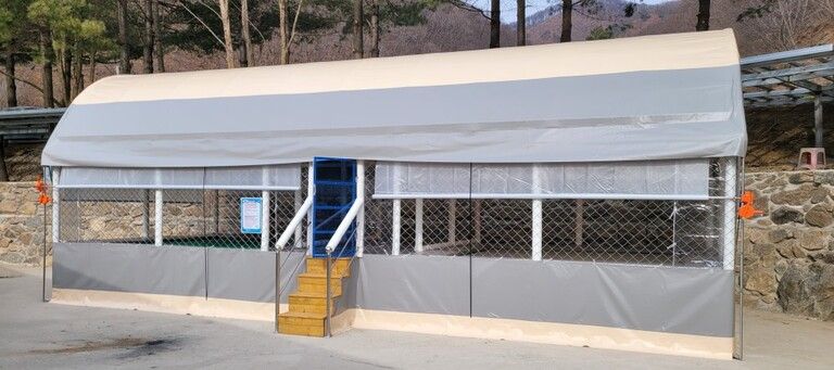 천안 아우내관광농원에 4*10 트램펄린 설치 완료하였습니다.