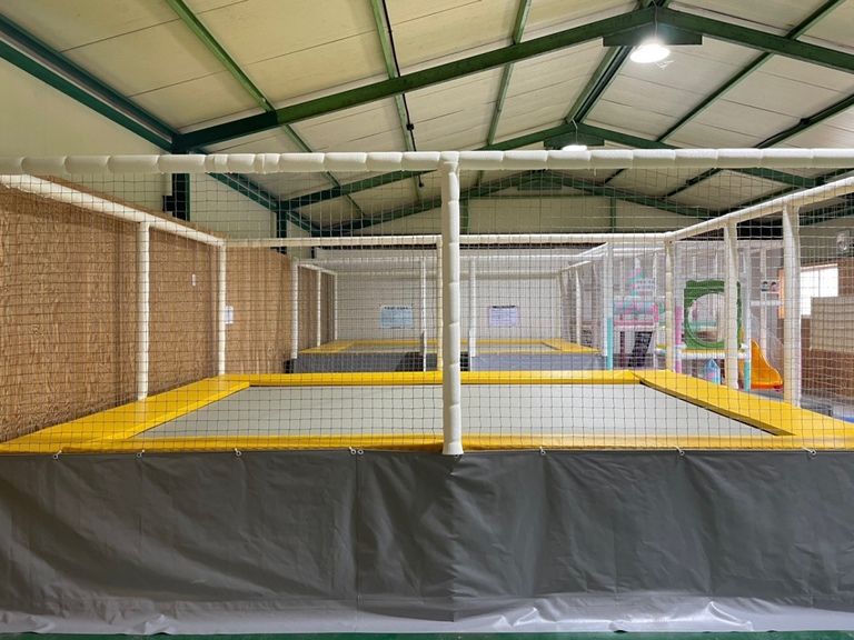 밀양 도깨비방망이캠핑장 트램펄린 추가 설치하였습니다.