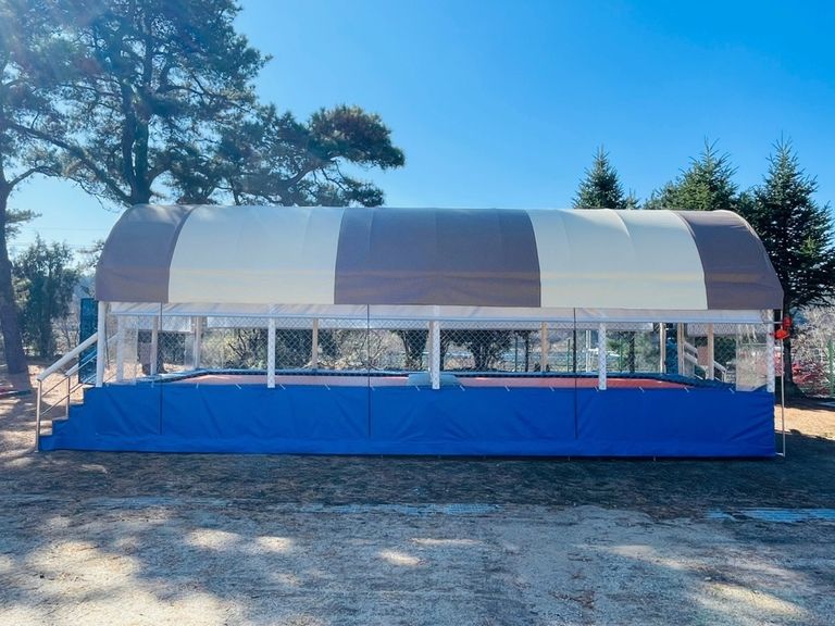 화천 오음초등학교에 4-10 트램펄린 설치 하였습니다