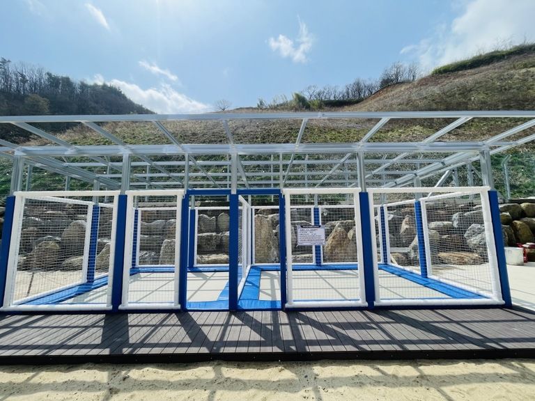산청 반달곰캠핑장에 트램펄린 설치 하였습니다